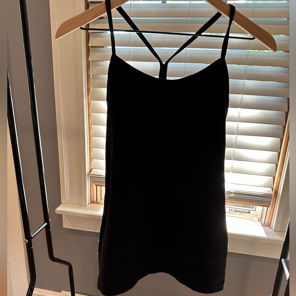 Simple black Lululemon racerback tank